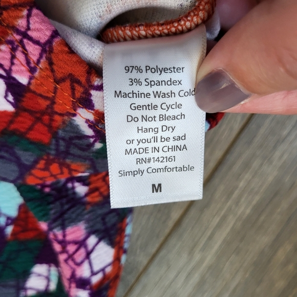 Lularoe Cassie Printed Skirt {Medium} NWT - Picture 8 of 9